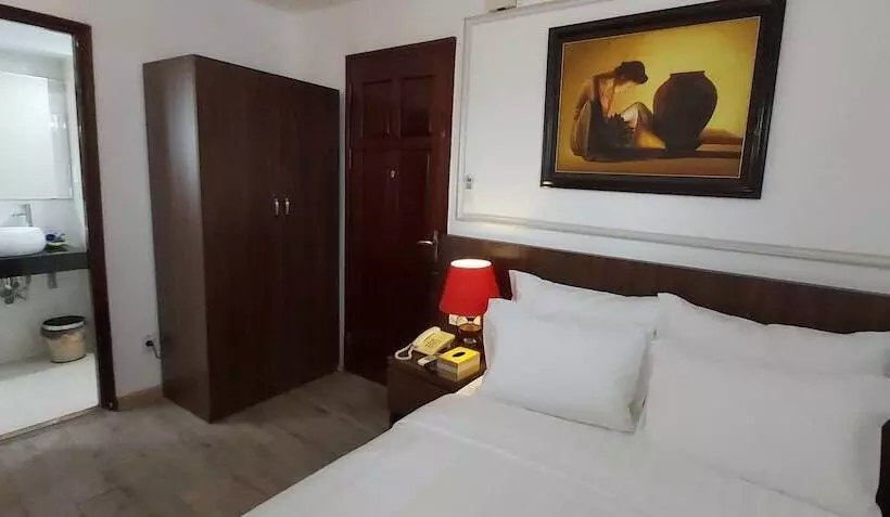 Golden Wings II Hotel