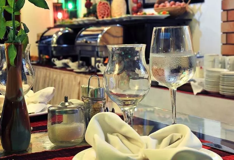 Fotos del hotel Golden Wings II Hotel:  2