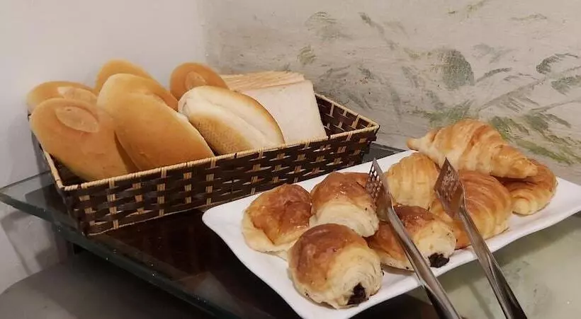 Fotos del hotel Golden Wings II Hotel:  17