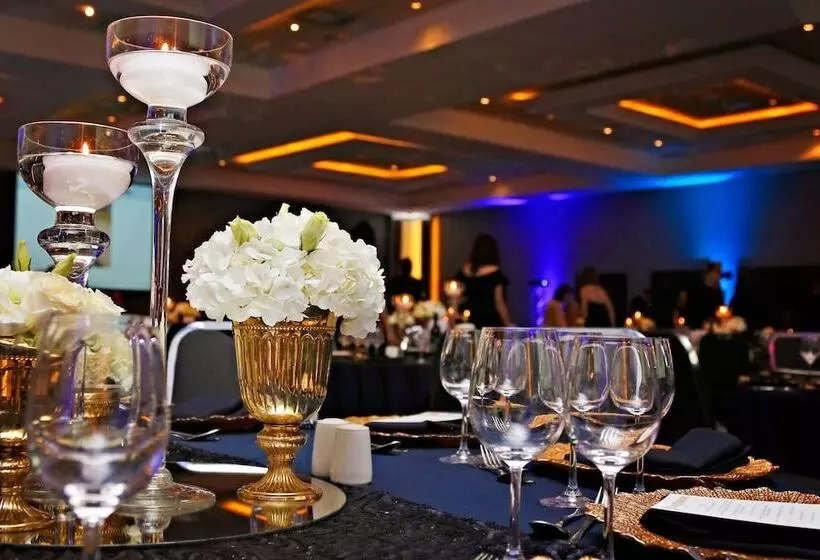 Fotos del hotel Southern Sun Montecasino:  4