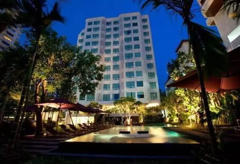 12th Avenue Hotel Bangkok