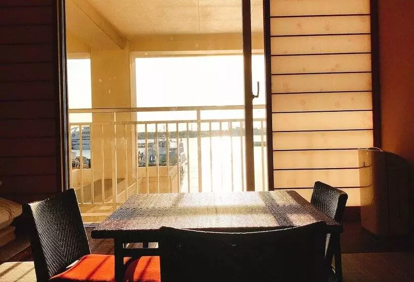 Fotos del hotel East China Sea:  8