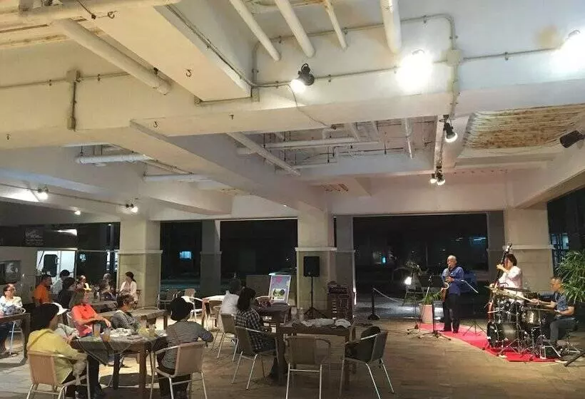 Fotos del hotel East China Sea:  2