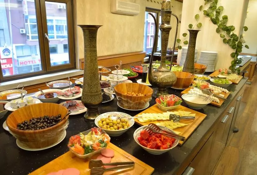 Fotos del hotel Royal Carine:  13