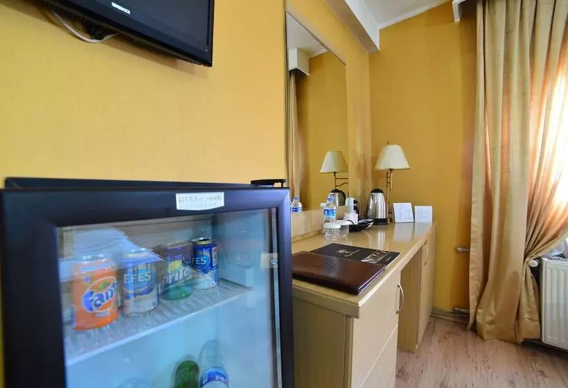 Fotos del hotel Royal Carine:  14