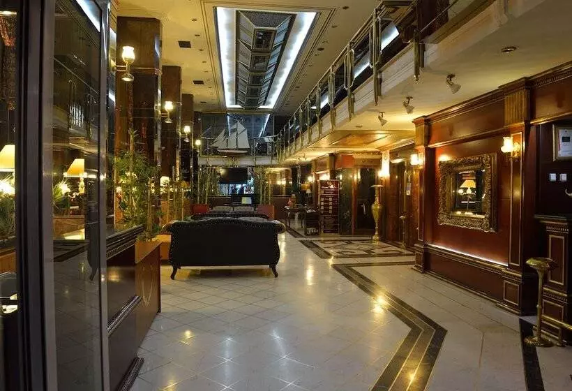 Fotos del hotel Royal Carine:  4