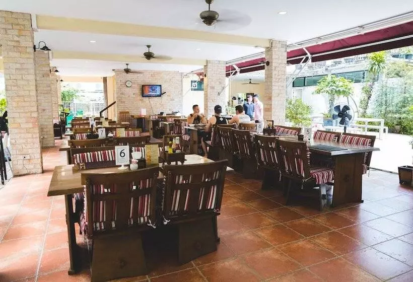 Fotos del hotel Feung Nakorn Balcony Rooms And Cafe:  12