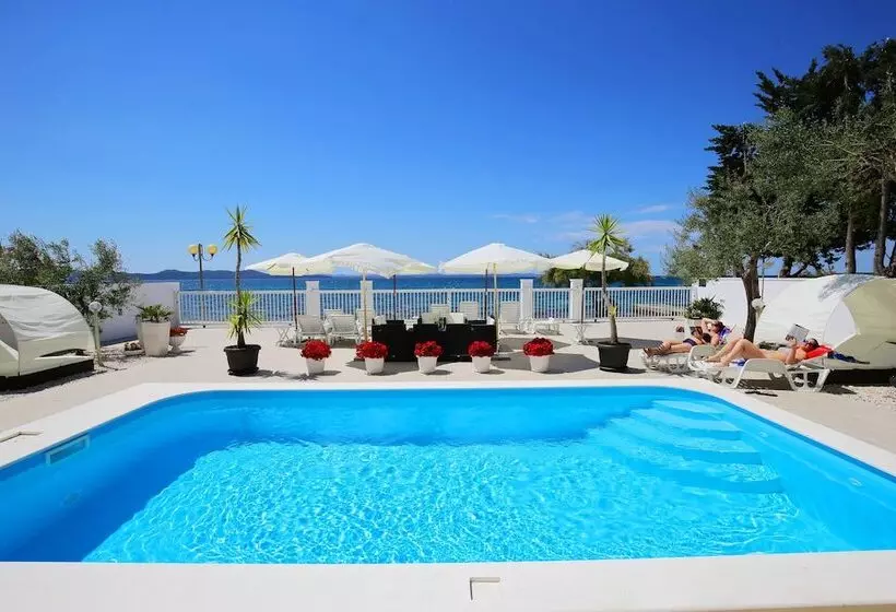 Fotos del hotel Villa Triana:  24