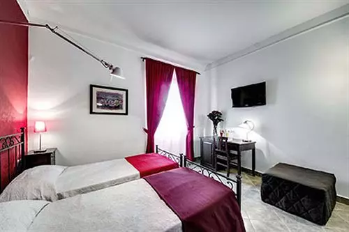 Fotos del hotel Domizia Sacti Angeli:  5