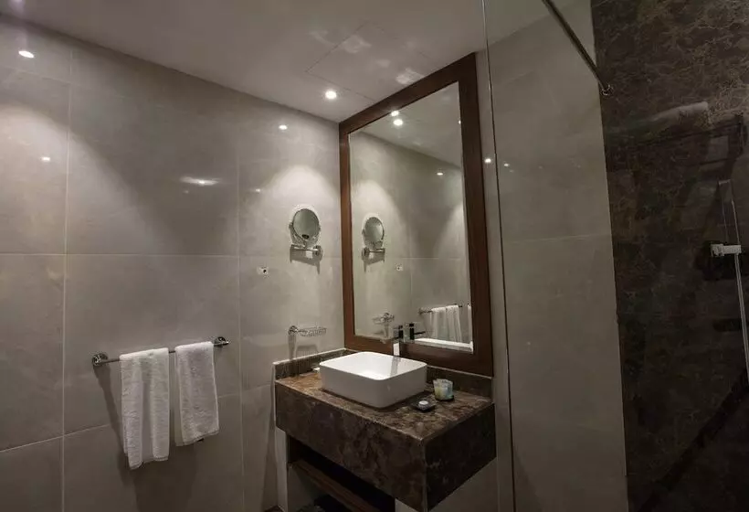 Fotos del hotel Seasons Park:  8