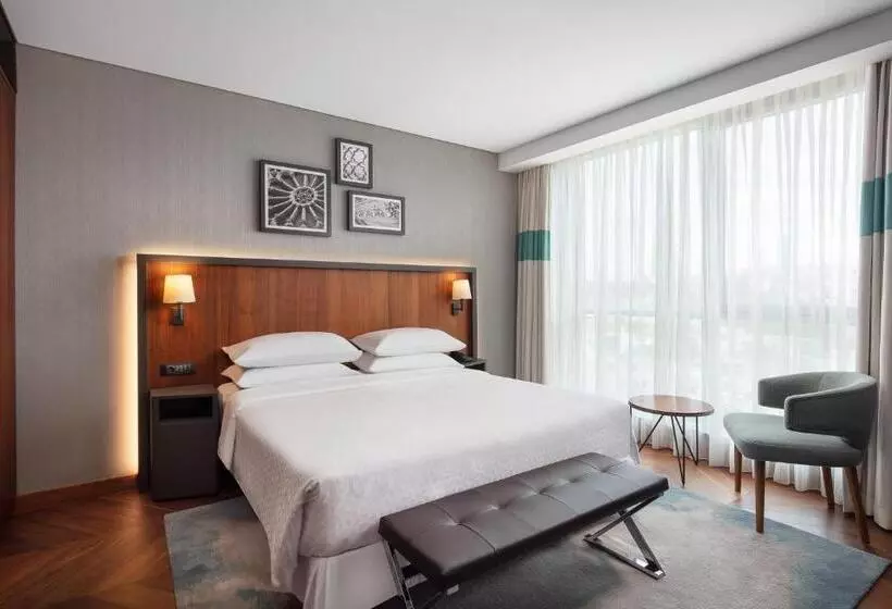 Fotos del hotel Four Points By Sheraton Istanbul Kagithane:  2