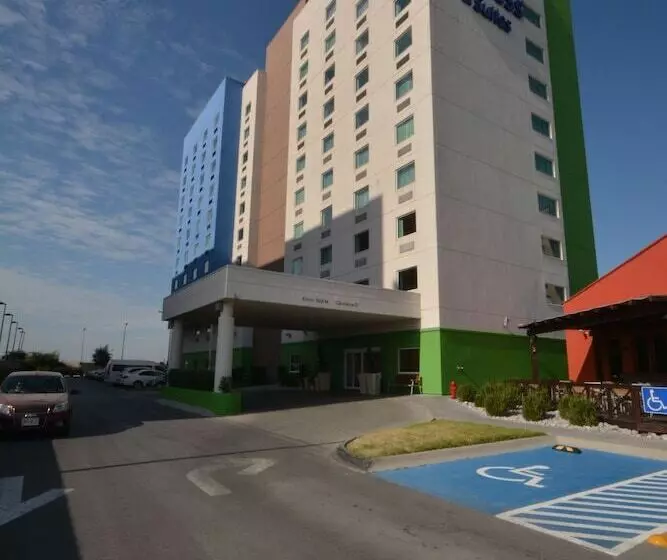 Fotos del hotel Holiday Inn Express & Suites Monterrey Aeropuerto, An Ihg:  19