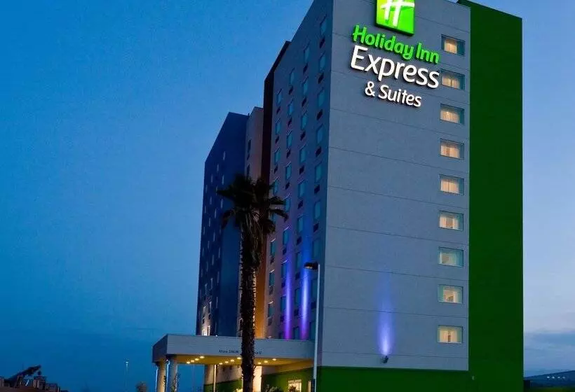 Fotos del hotel Holiday Inn Express & Suites Monterrey Aeropuerto, An Ihg:  9