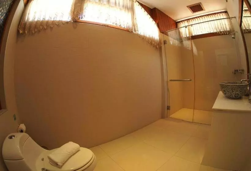 Fotos del hotel Kodchasri Thani   Sha Extra Plus:  11