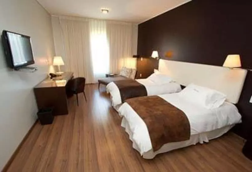 Regency Park Hotel + Spa