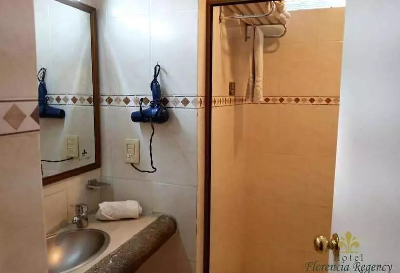 Fotos del hotel Florencia Regency:  8