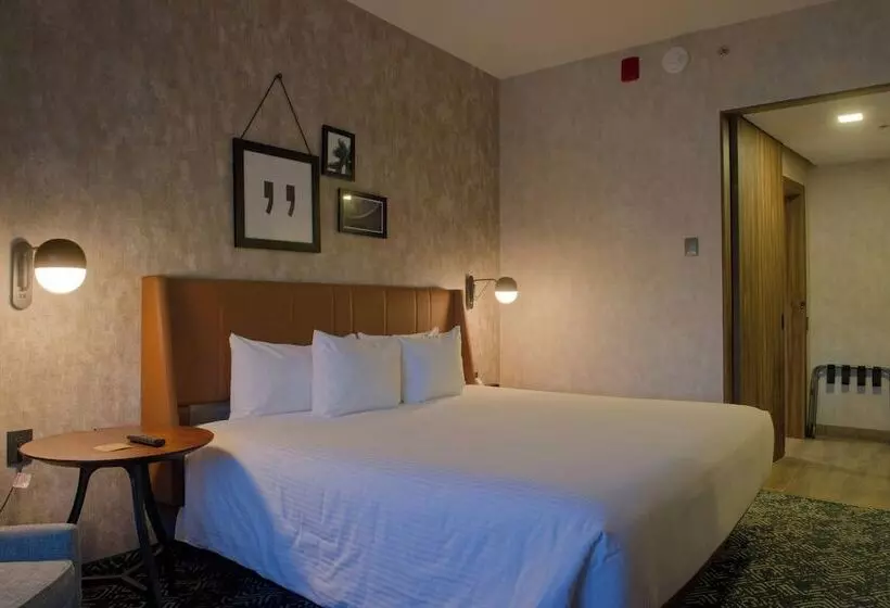 Ramada Encore By Wyndham Chihuahua