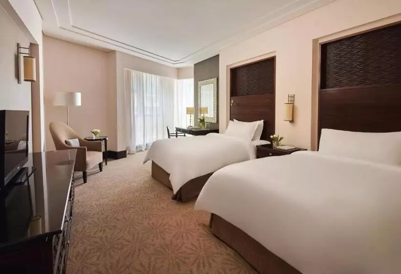 Fairmont Makkah Clock Royal Tower