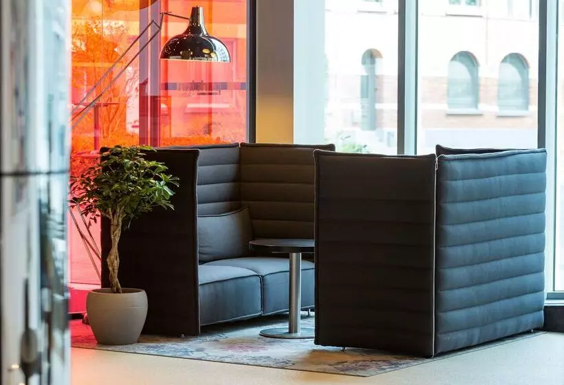 Fotos del hotel Park Inn By Radisson Leuven:  3