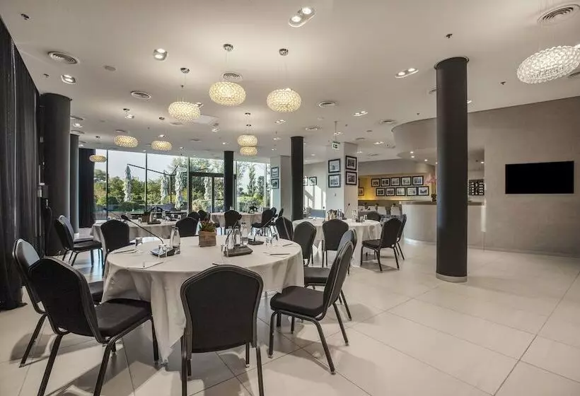 Fotos del hotel Radisson Blu Iveria Hotel, Tbilisi:  5