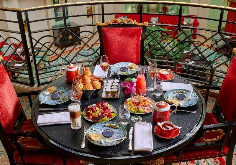 Fotos del hotel Shangrila Paris:  7