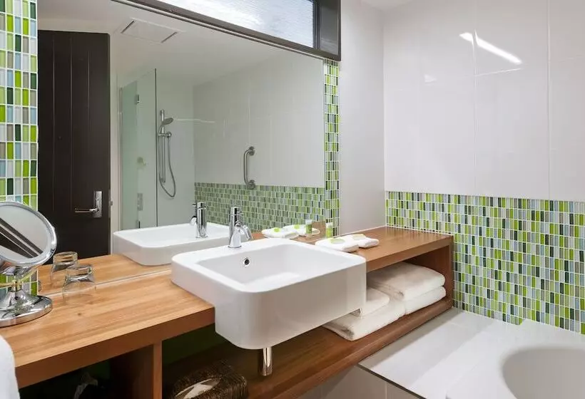 Fotos del hotel Te Waonui Forest Retreat:  5