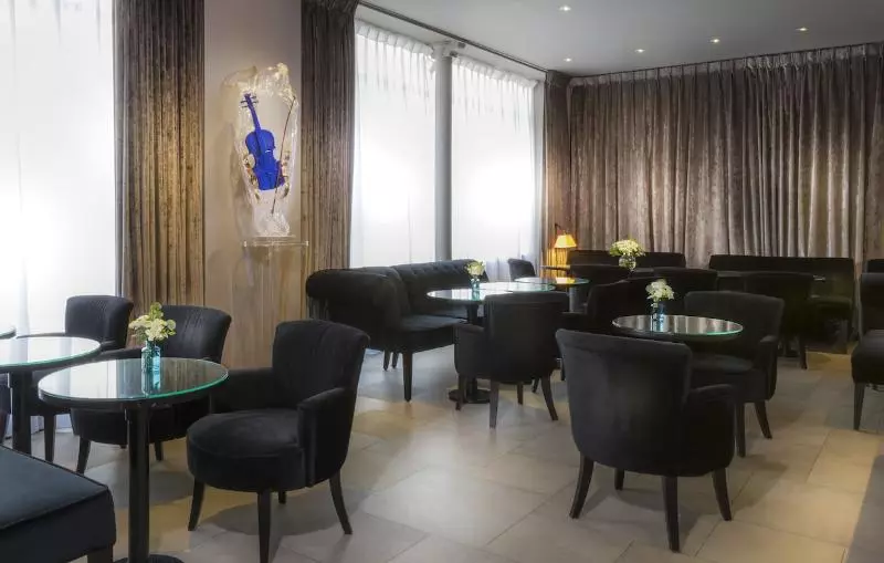 Fotos del hotel Gardette Park:  2