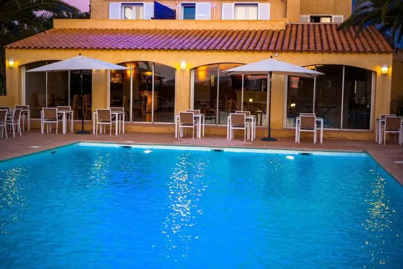 Fotos del hotel Cesario:  8