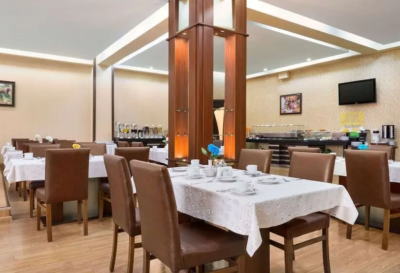 Fotos del hotel Days  By Wyndham Baku:  6