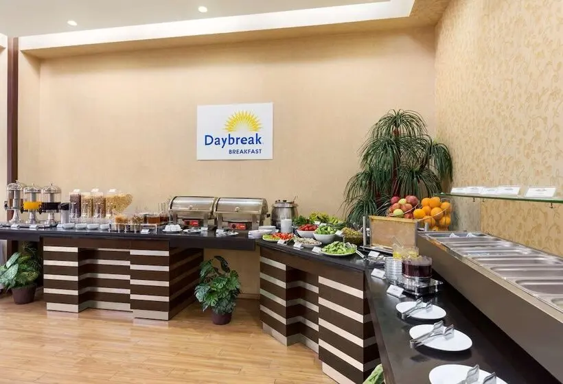 Fotos del hotel Days  By Wyndham Baku:  14