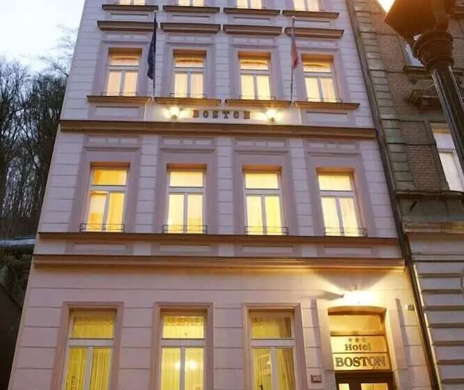 Hotel Boston
