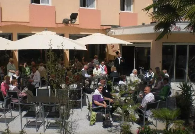 Fotos del hotel Hôtel Des Rosiers:  4