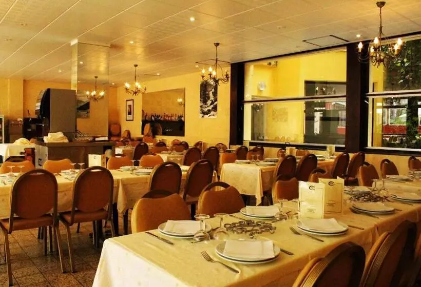 Fotos del hotel Hôtel Des Rosiers:  3