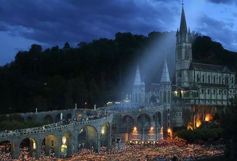 Fotos del hotel Hôtel Des Rosiers:  19