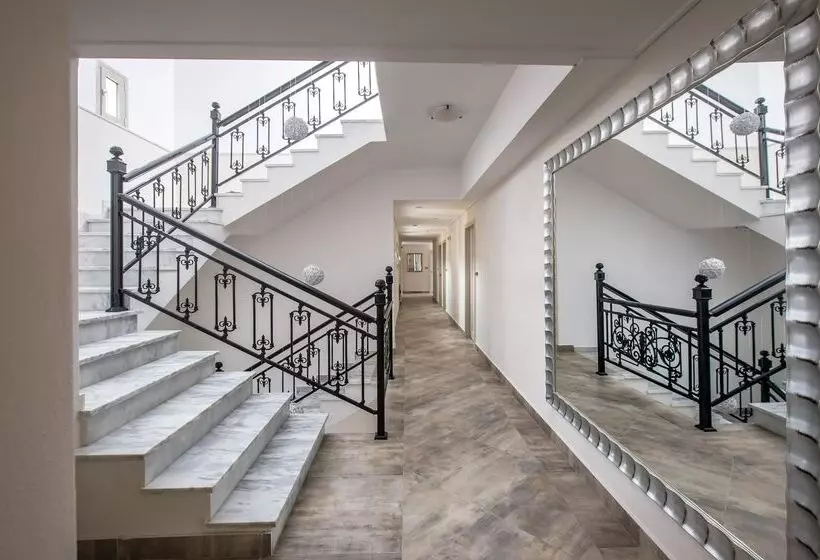 Fotos del hotel Matheo Villas & Suites:  3