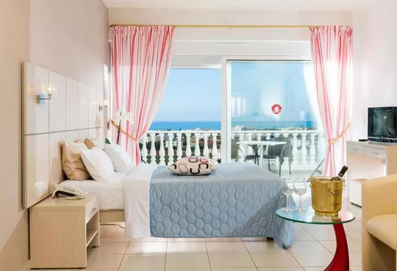 Fotos del hotel Matheo Villas & Suites:  19