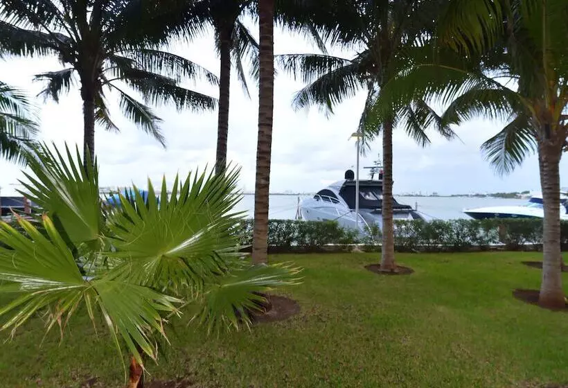 Fotos del hotel Sina Suites:  5