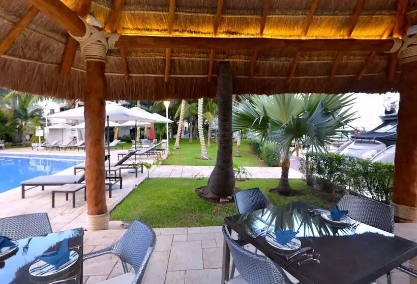 Fotos del hotel Sina Suites:  4