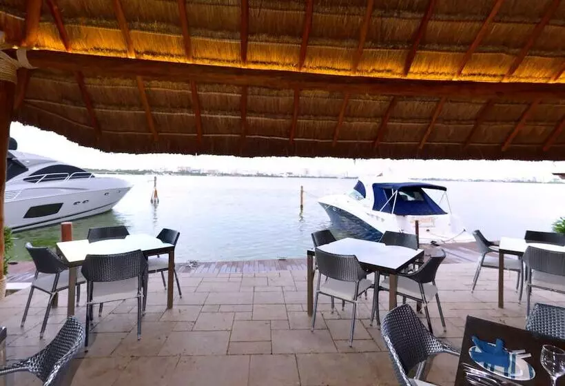 Fotos del hotel Sina Suites:  25