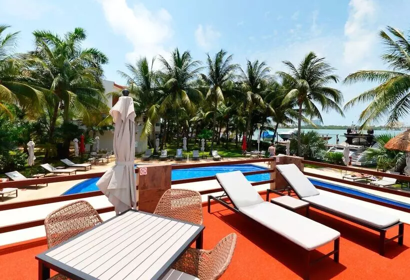 Fotos del hotel Sina Suites:  22