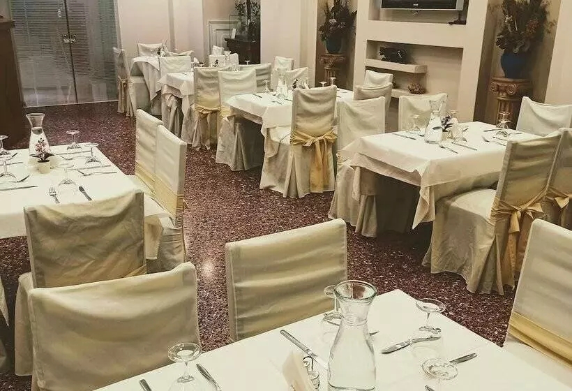 Fotos del hotel Solomou:  24