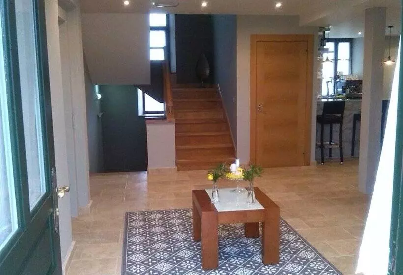 Fotos del hotel Villadesella:  3