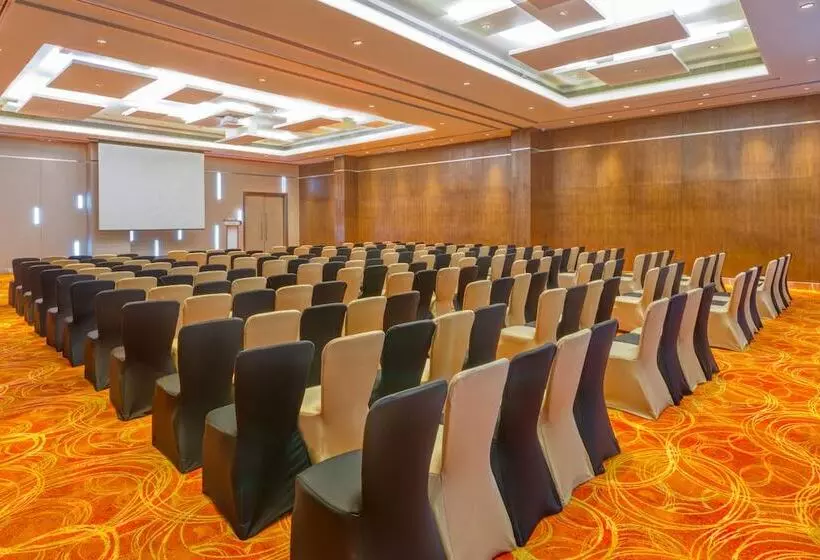 Fotos del hotel Novotel Bengaluru Outer Ring Road:  12