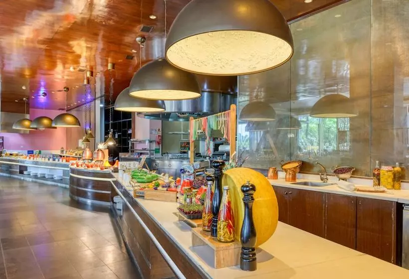 Fotos del hotel Novotel Bengaluru Outer Ring Road:  13