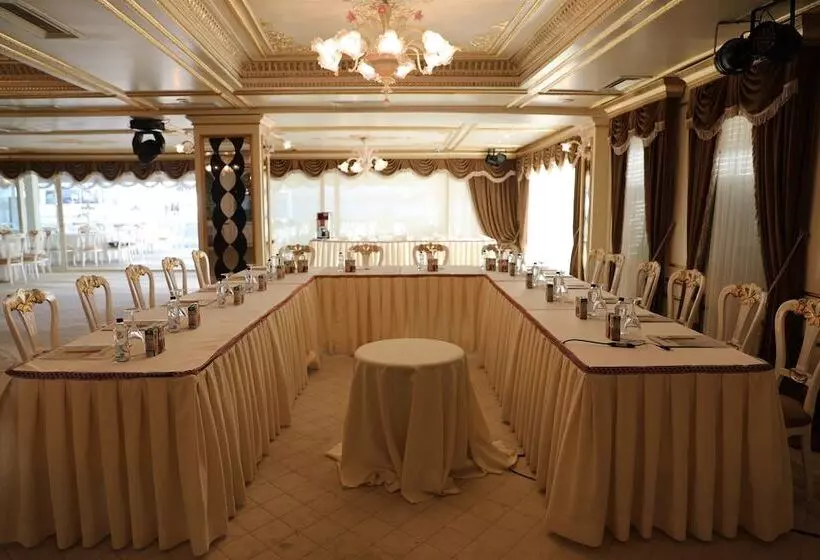 Fotos del hotel Fuat Pasa Yalisi  Special Category Bosphorus:  10