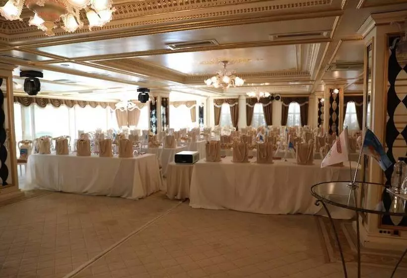 Fotos del hotel Fuat Pasa Yalisi  Special Category Bosphorus:  8