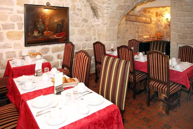 Fotos del hotel Saintlouis En L Isle:  4