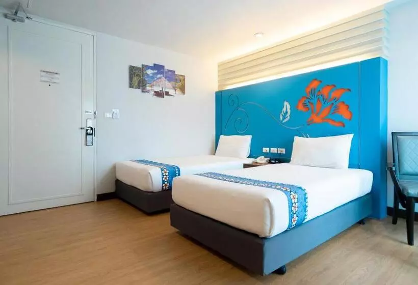 Days Inn By Wyndham Patong Beach Phuket