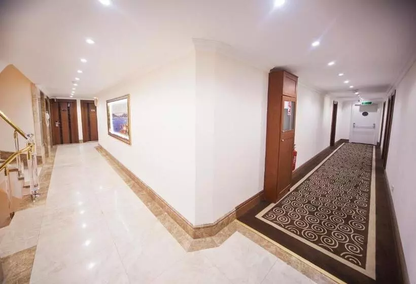 Fotos del hotel Grand Asiyan:  4