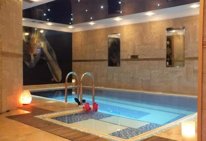 Fotos del hotel Grand Asiyan:  7